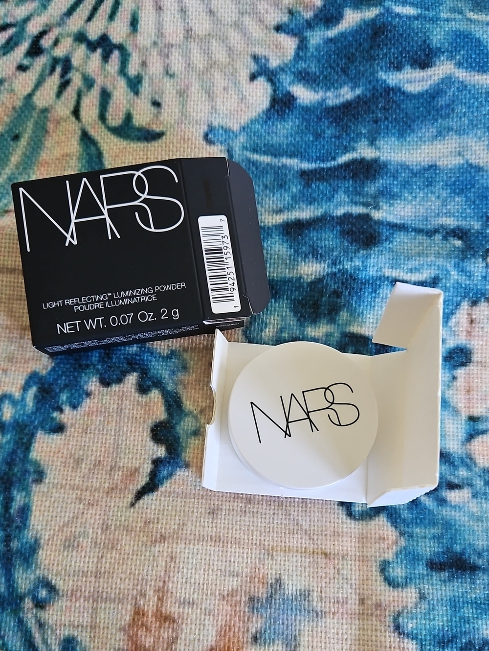 NARS Light Reflecting Luminizing Powder In Heavenly - Picture 7 of 14